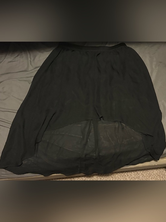 Forever 21 Dresses & Skirts - Forever 21 Black High-Low Chiffon Skirt